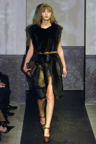 Look 25